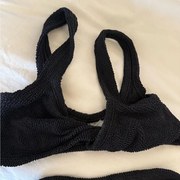 Hunza G Juno Bikini - Picture 5 of 6